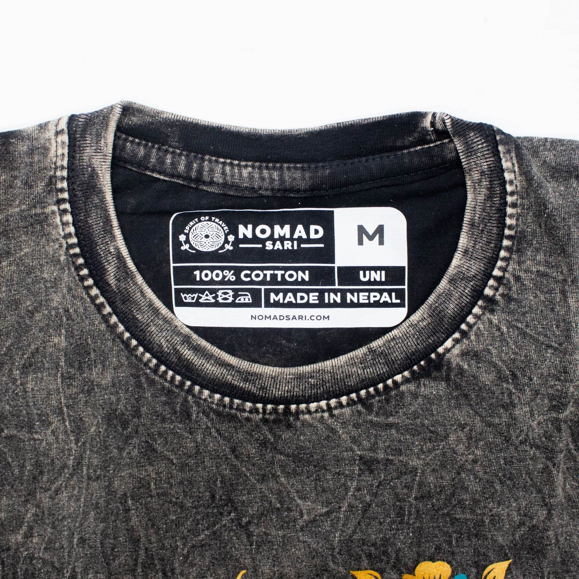 Nomad Sari Stonewashed Cotton Tee | Compass of Life | Charcoal | Medium